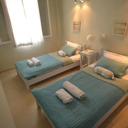 Flora Maisonette 1