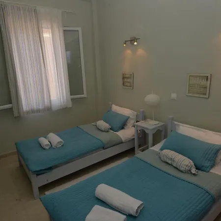 Flora Maisonette 1 *